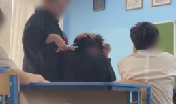 Классный руководитель пытался отстричь волосы ученику в Астрахани