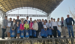 В Астрахани прошёл поэтический турнир в парке Железнодорожников