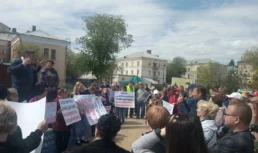 В Астрахани состоялся четвертый митинг против безнадзорных собак