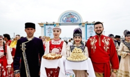 Как проходит Всероссийский сельский Сабантуй в Астраханской области?