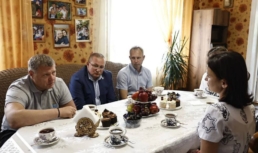 Игорь Бабушкин навестил семью мобилизованного бойца из Лимана