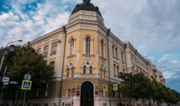 В Астраханской консерватории отреставрировали аварийную кровлю