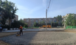 В Астрахани на проезде Воробьева начали создавать сквер
