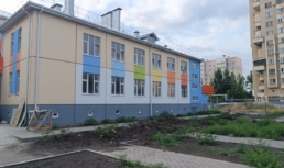 Администрация Астрахани недовольна темпами строительства детского сада