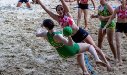«Астраханочка» завершила свое выступление в чемпионате России по пляжному гандболу