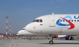 Лайнер «Уральских авиалиний» экстренно сел в Астрахани