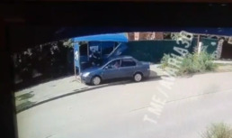 В Астрахани водитель снес остановку и сбил мужчину