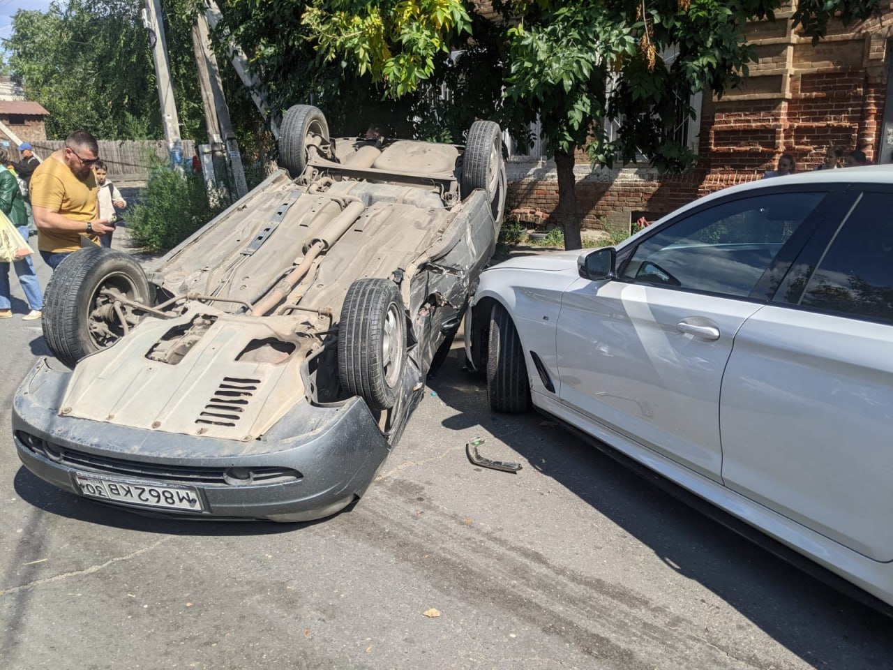 В Ленинском районе Астрахани произошло тройное ДТП