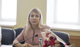 Коллективу министерства образования и науки Астраханской области представили нового руководителя