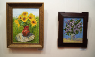 Астраханцы могут посетить цветочную выставку художника Александра Соловьева