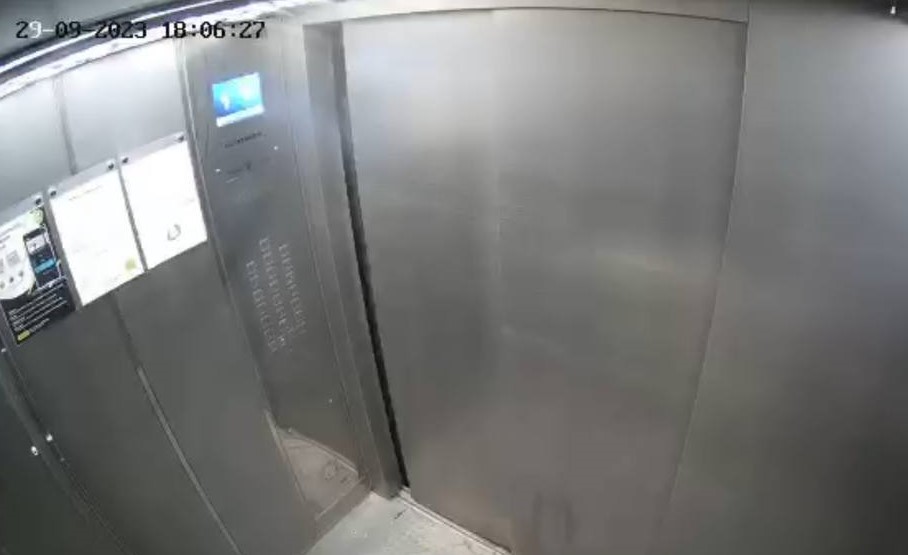 упал лифт