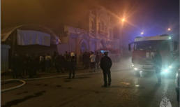 Ночью на Больших Исадах в Астрахани горел торговый павильон