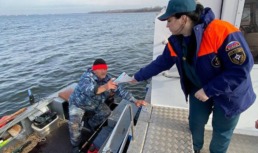 Астраханцам напомнили о правилах безопасности на осенней рыбалке