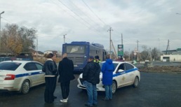 В Астрахани некоторые водители не уступили дорогу спецтранспорту