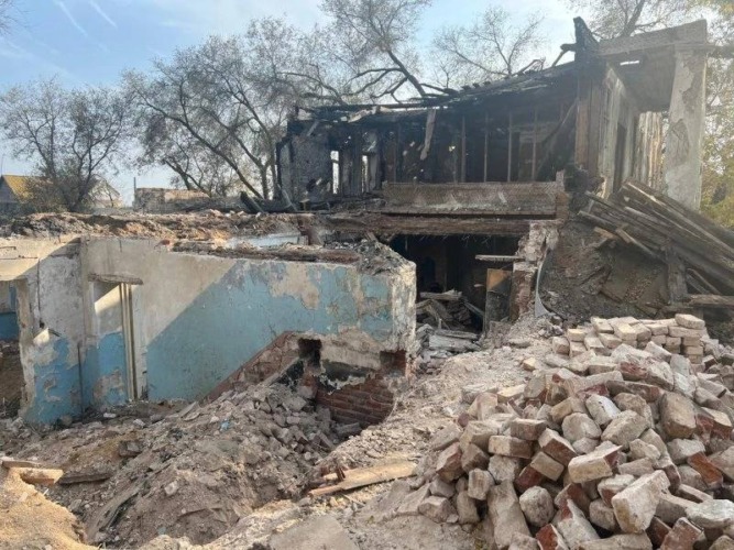 уничтожили здание Казачий