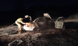Вчера вечером в Астраханской области сгорела машина