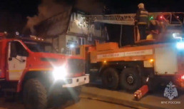 Вчера поздно вечером в Астрахани загорелась гостиница