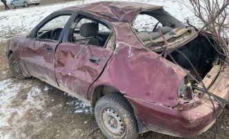 В Астраханской области из-за опрокидывания автомобиля погиб подросток