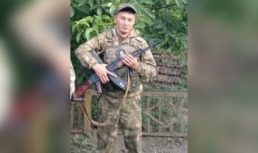 В Астраханской области простились с погибшим в зоне СВО 32-летним бойцом