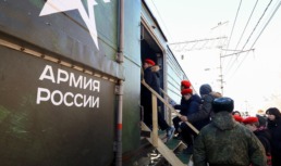 Астрахань встретила поезд Министерства обороны «Сила в правде» 
