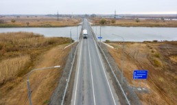 Трассы в Астраханской области готовят к паводку