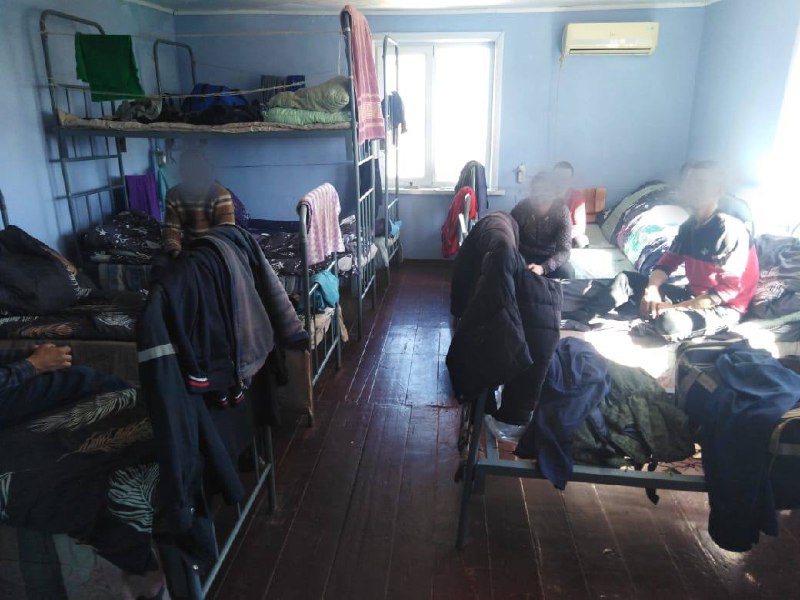 В Астраханской области продолжают выявлять нелегальных мигрантов