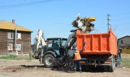 С улиц Астрахани вывезли более 3,6 тысяч тонн мусора