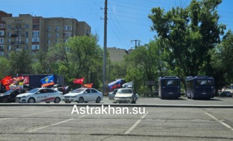 В Астрахани прошел автопробег в честь Дня Победы