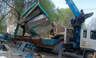 В Астрахани ликвидировали 24 нелегальных павильона