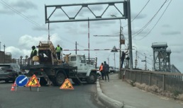 В Астрахани на Старый мост вернулась ограничительная рамка