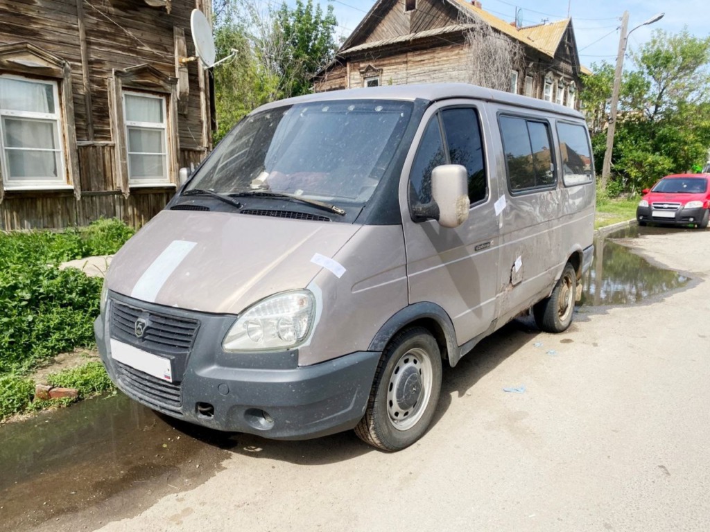 Астраханец из Кировского района мог лишиться автомобиля из-за долгов по ЖКУ