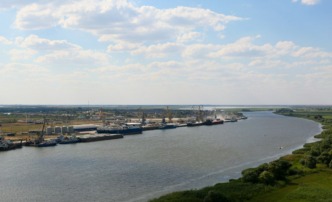 Астраханская область расширяет торговые контакты с соседями по Каспию