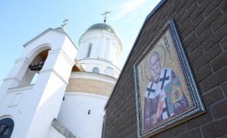 Игорь Бабушкин посетил строящийся в Астрахани храм святителя Николая Чудотворца