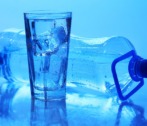Астраханцам напомнили, как правильно выбирать бутилированную воду