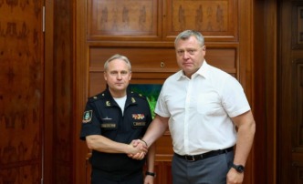 Губернатор Астраханской области встретился с командующим Каспийской флотилией