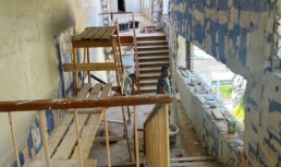 В Астраханской области ремонтируют школу с учетом мнения родителей