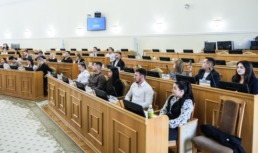 В Астрахани прошло заседание молодежного парламента