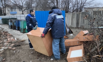 Астраханцам рассказали, куда можно отдать старые вещи