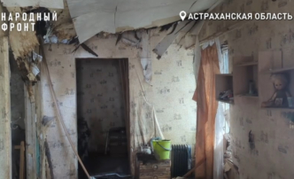 В Астрахани женщины вынуждены жить в сгоревшем и полуразрушенном доме