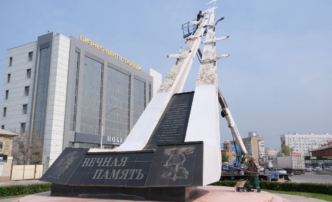 Астраханцам напомнили о наказании за порчу мемориалов и памятников