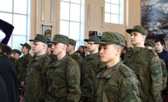 Стало известно, куда отправили служить астраханских призывников