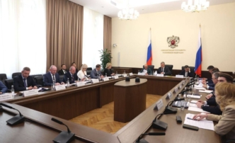 На заседании Госсовета обсудили вопросы поддержки участников СВО и их семей
