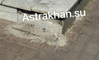 В Астрахани памятники приходят в упадок