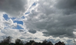 15 мая в Астрахани сохранится облачная погода небо облака погода весна