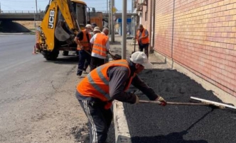 В Астрахани занимаются обустройством тротуаров
