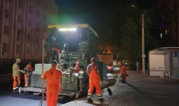 На улице Ширяева обновили дорожное покрытие и благоустроили тротуары На улице Ширяева обновили дорожное покрытие и благоустроили тротуары