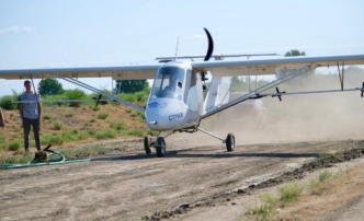 В Астраханской области к борьбе с саранчой подключили авиацию
