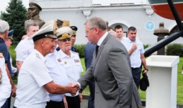 Игорь Бабушкин поздравил астраханцев с Днем военно-морского флота