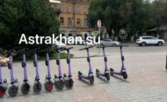 Астраханцы призывают региональное правительство радикально бороться с электросамокатчиками