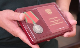 Семьям погибших бойцов СВО вручили государственные награды